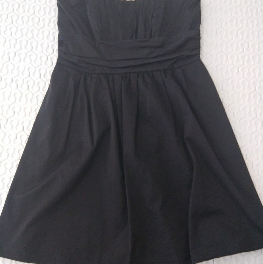 Strapless "little black dress"